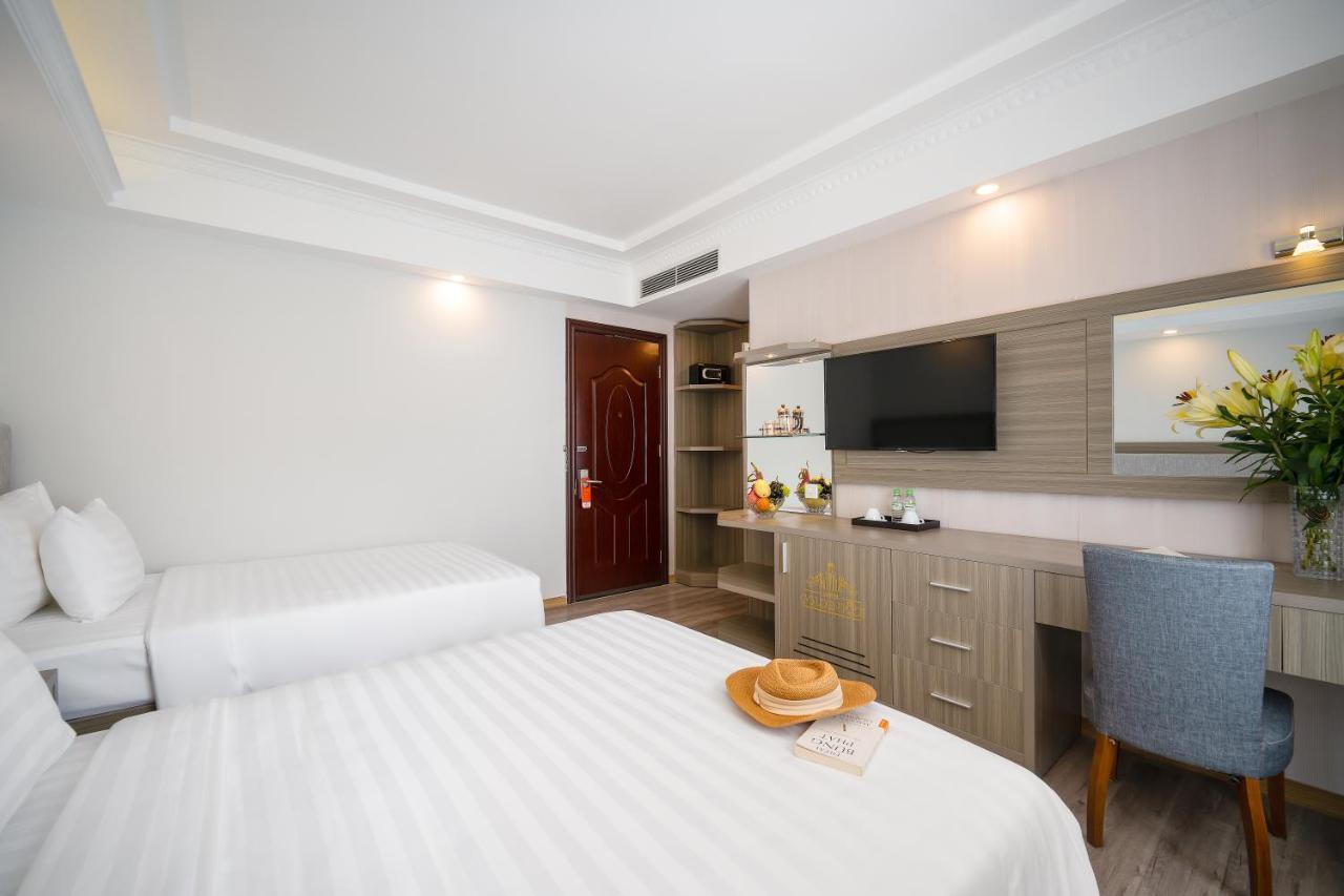 Royal Beach Hotel Da Nang Exterior foto