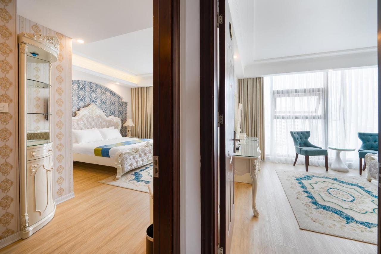 Royal Beach Hotel Da Nang Exterior foto