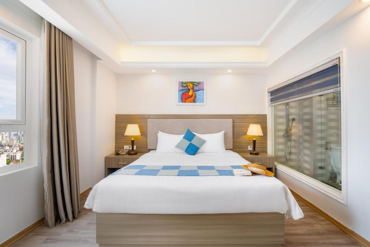 Royal Beach Hotel Da Nang Exterior foto