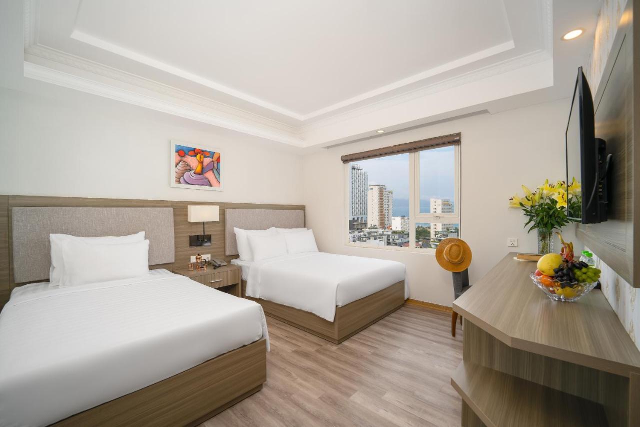 Royal Beach Hotel Da Nang Exterior foto